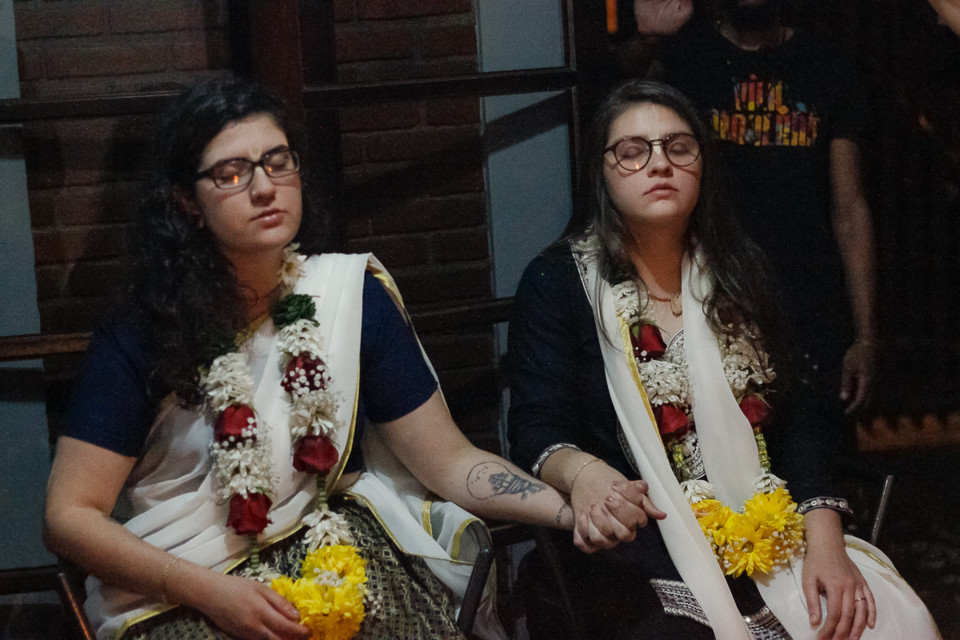 Devoto Hare Krishna – Devoto Hare Krishna